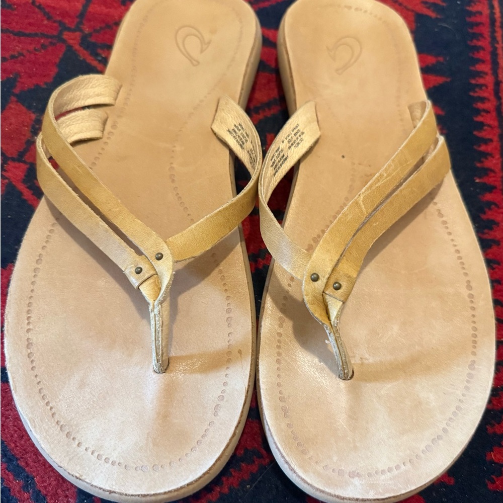 OluKai Kapehe Luana Tan Leather Sandals